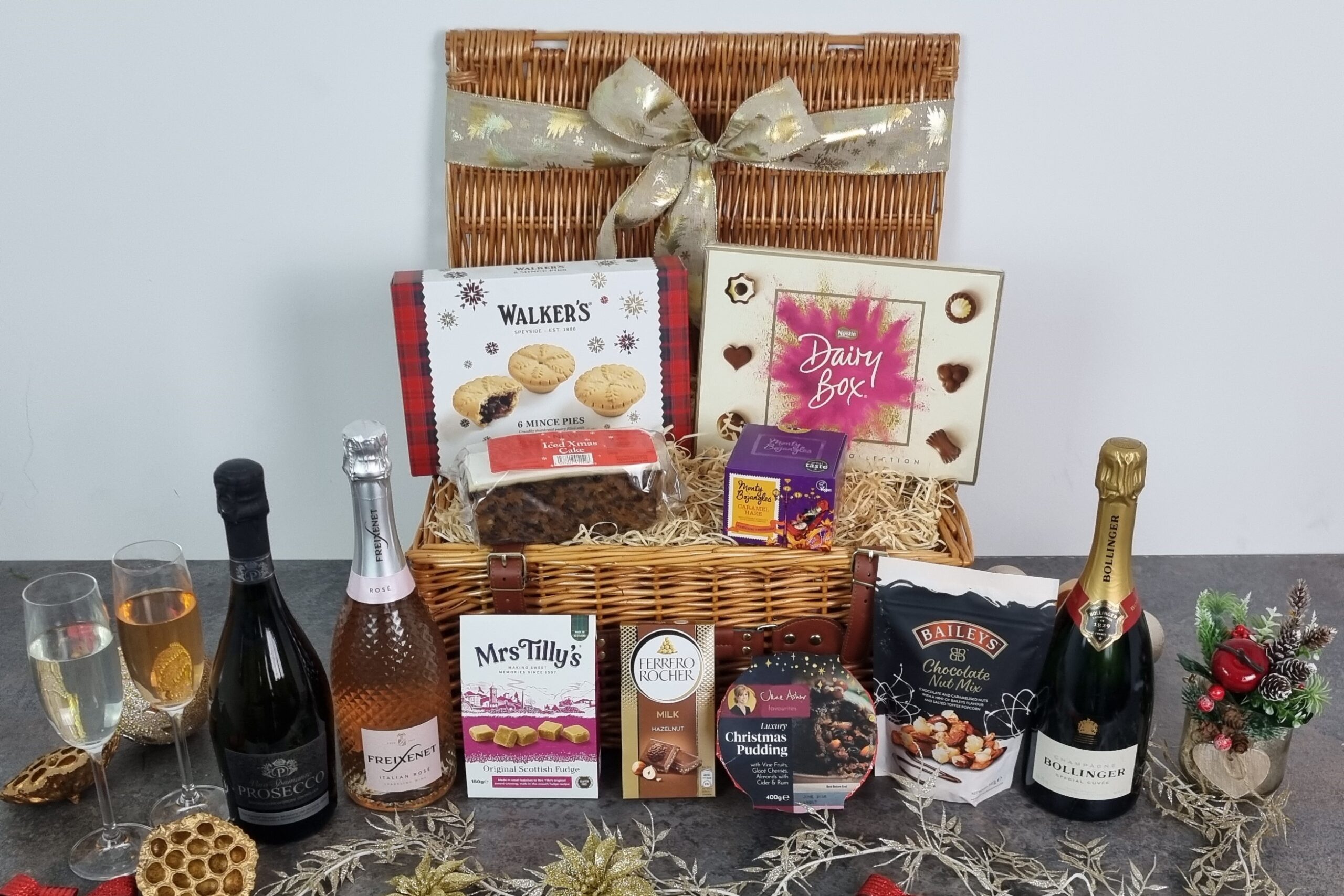 Luxury Champagne Indulgence Gift Hamper - Image 2
