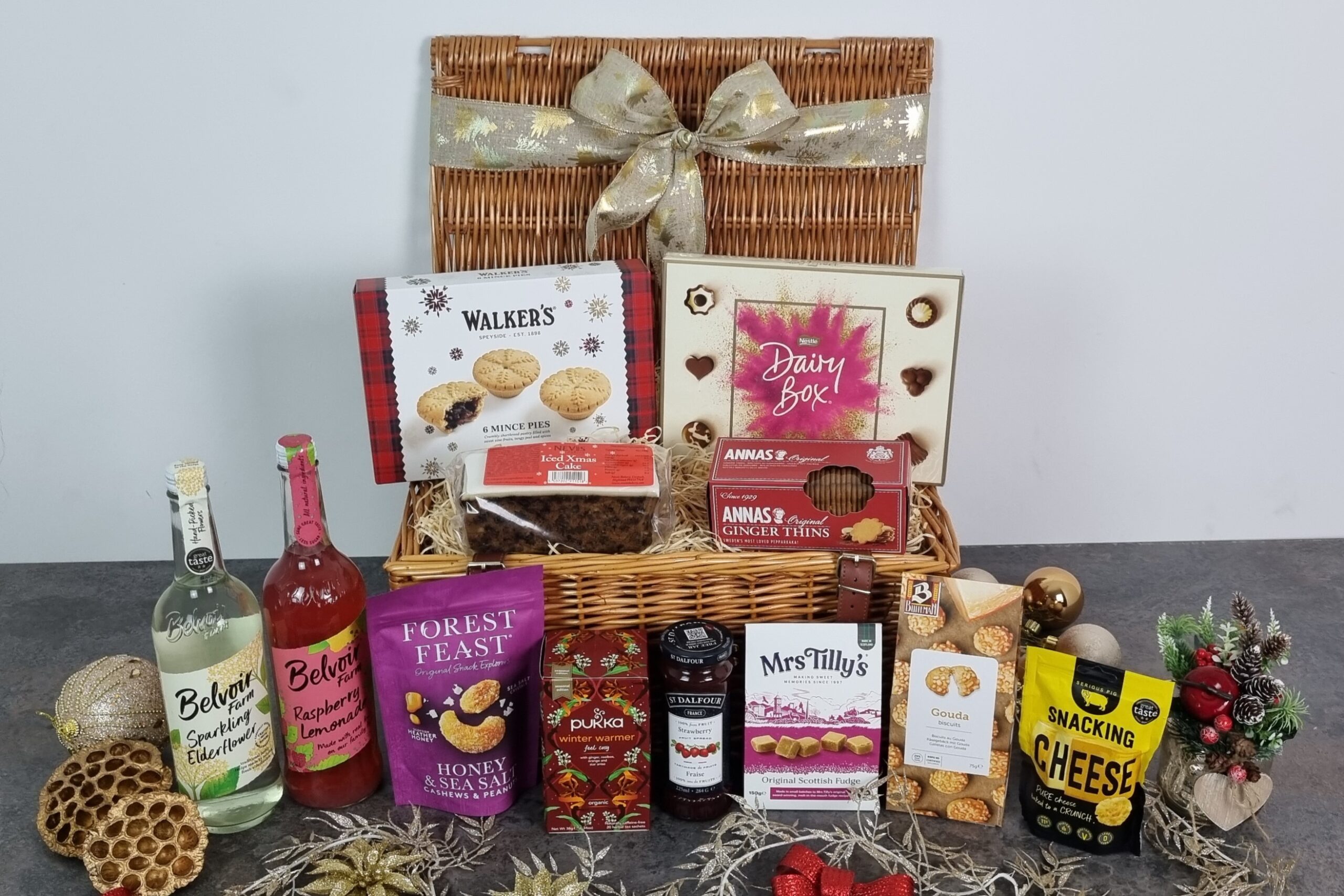 Winter Warmer Gift Hamper Basket with Belvoir – Alcohol Free - Image 2