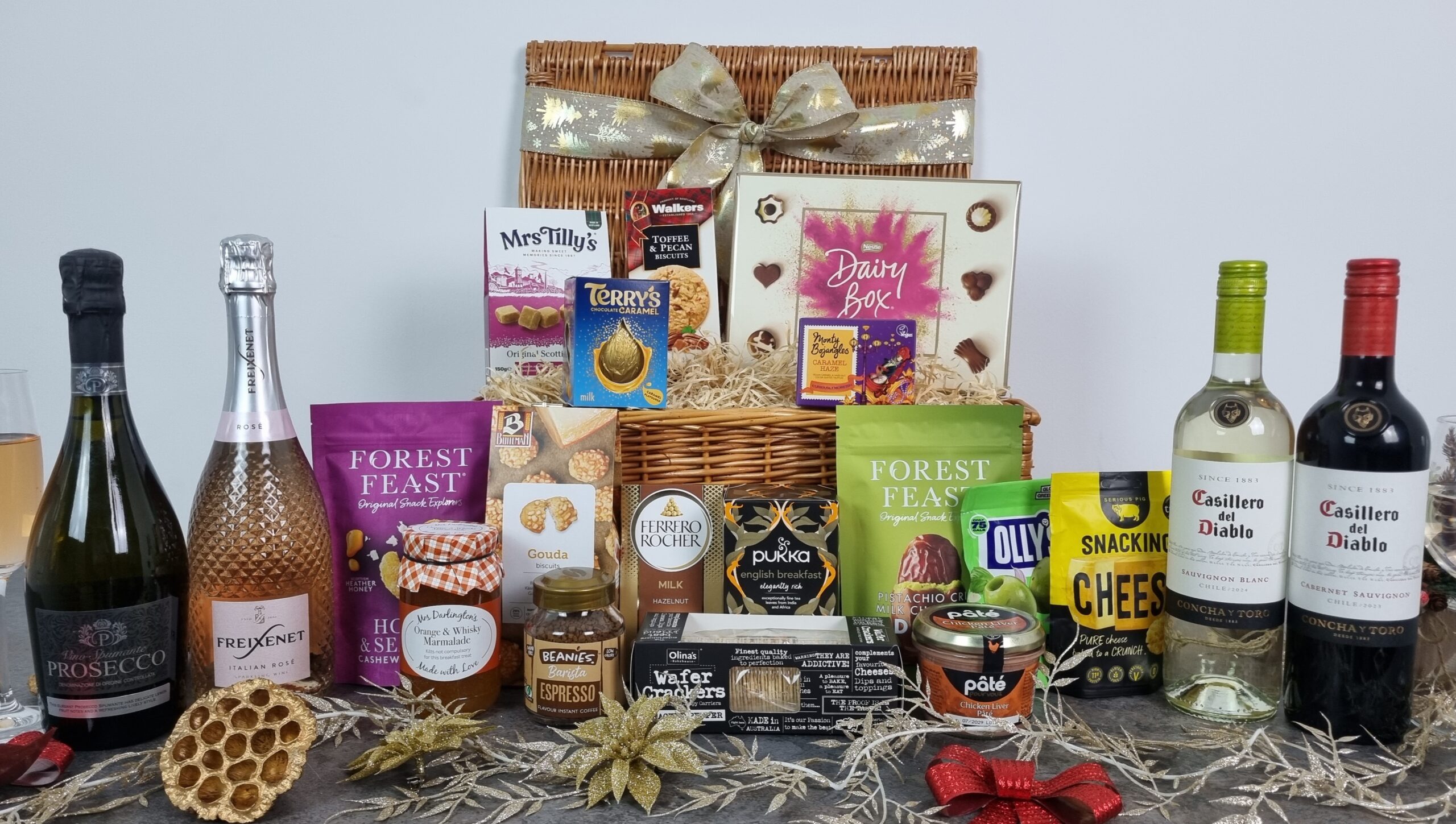 Luxury Indulgence Wine Gift Hamper